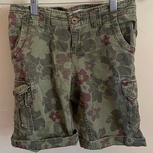 Aeropostale Cargo shorts
